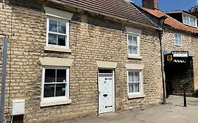Lark Cottage